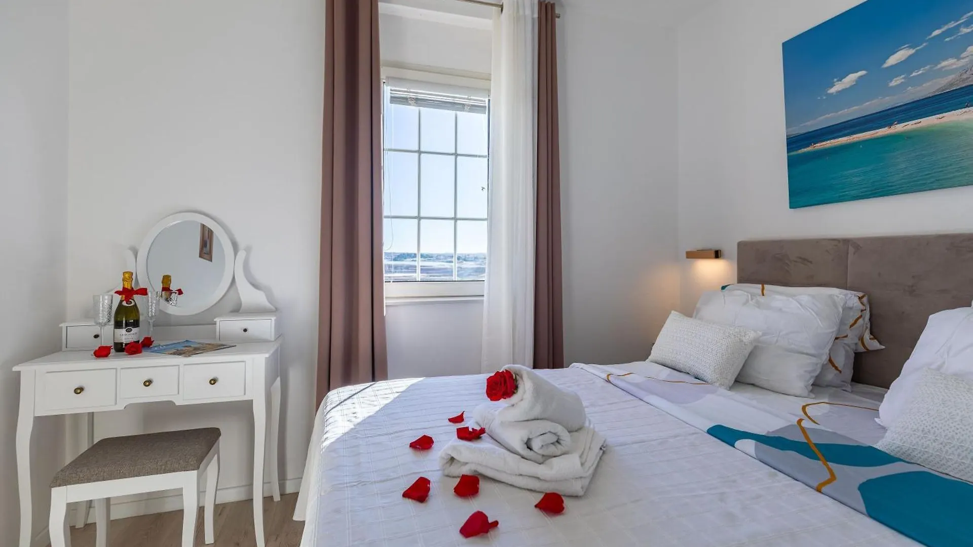 Sandstrand, No 4 Nin Apartment