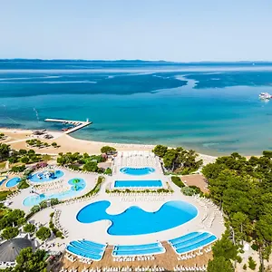 4* Resort Zaton